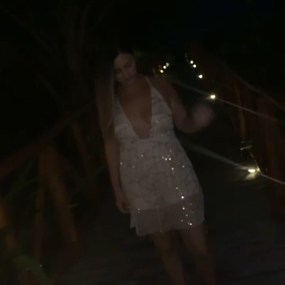 Sequence romper - Picture 2 of 3